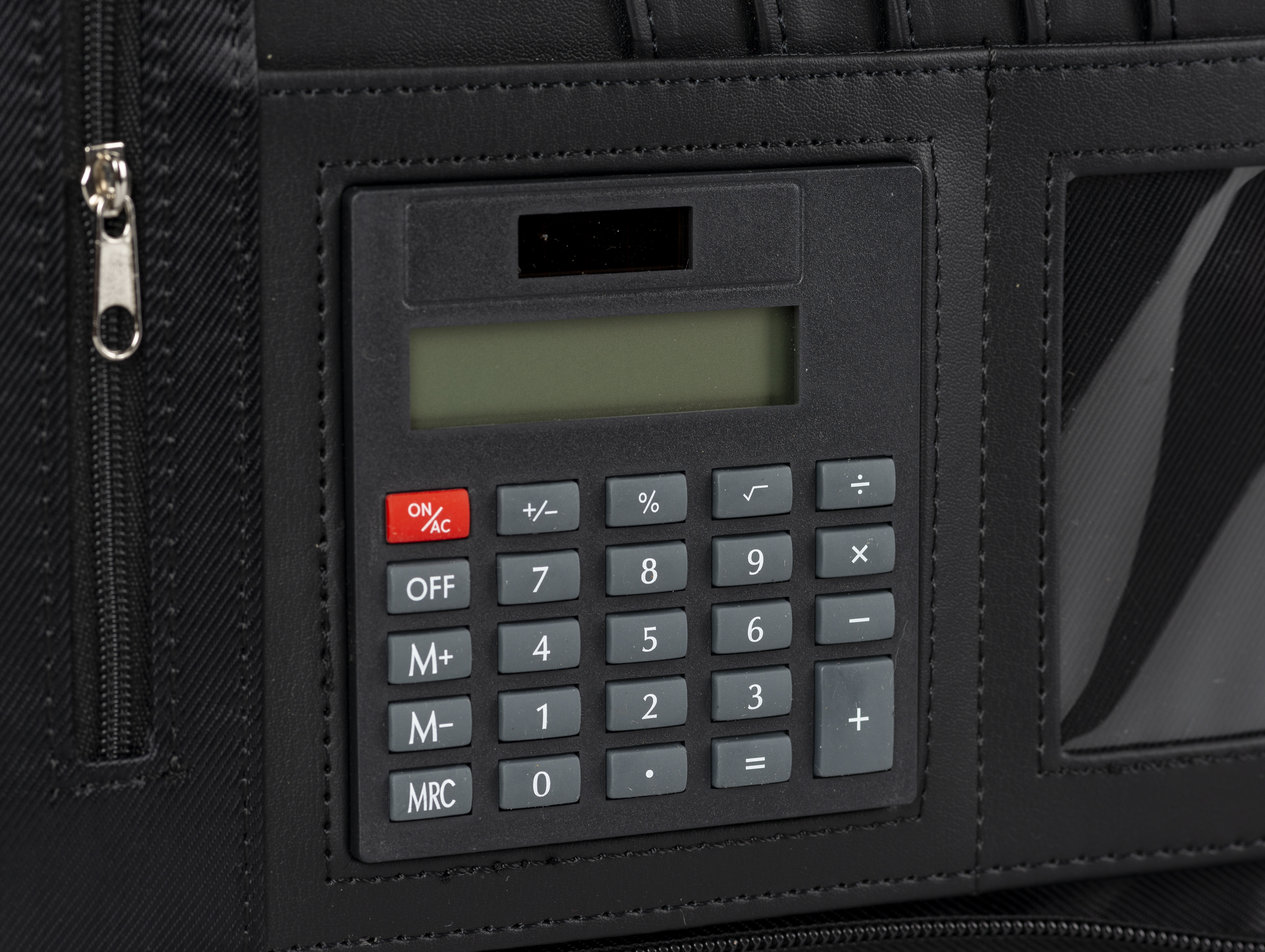 Porta-documenti per ufficiali con calcolatrice tascabile